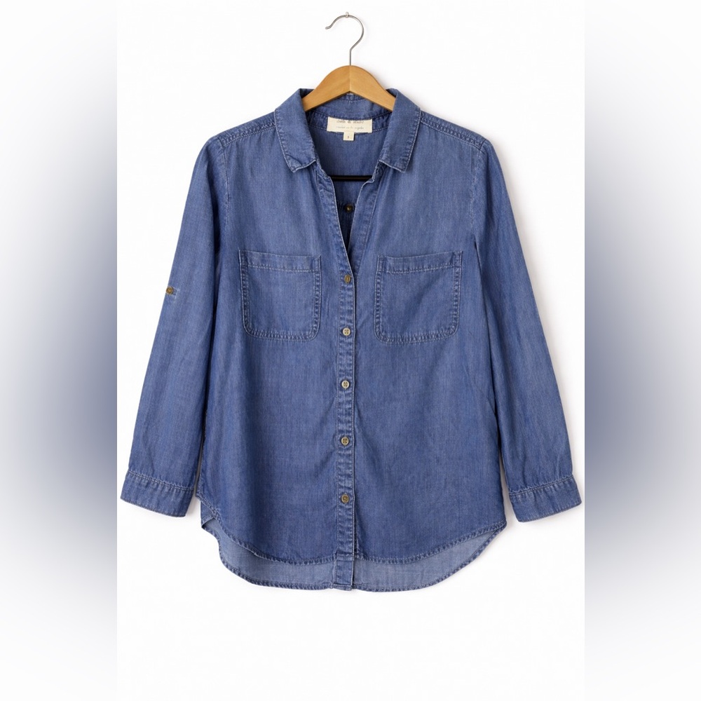 cloth & stone Light Blue Chambray Shirt Small Great Condition Preppy Classic